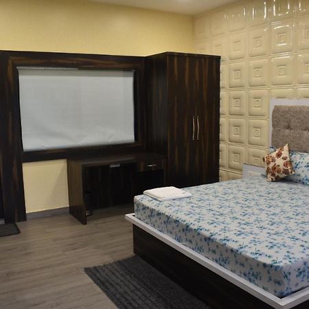 Midwaay Resort Patratu Bagian luar foto