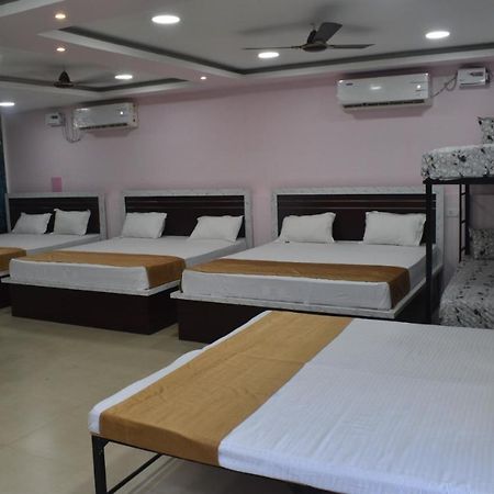 Midwaay Resort Patratu Bagian luar foto